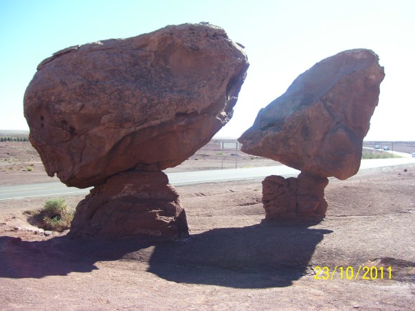 Balancing boulders